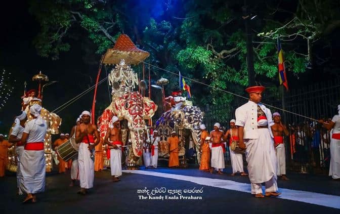 kandy esala perahera, Sri Lanka